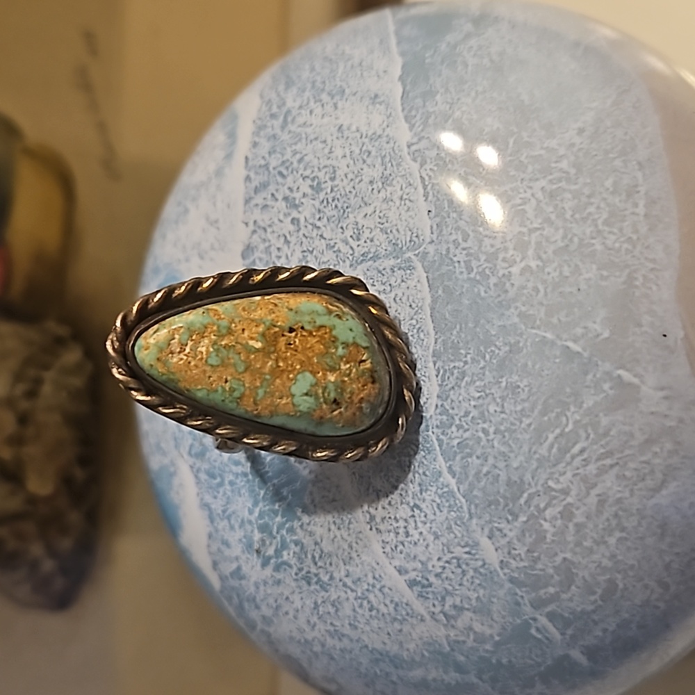 Amazing Turquoise with wrapped detailed 925 sterling silver ring size 8